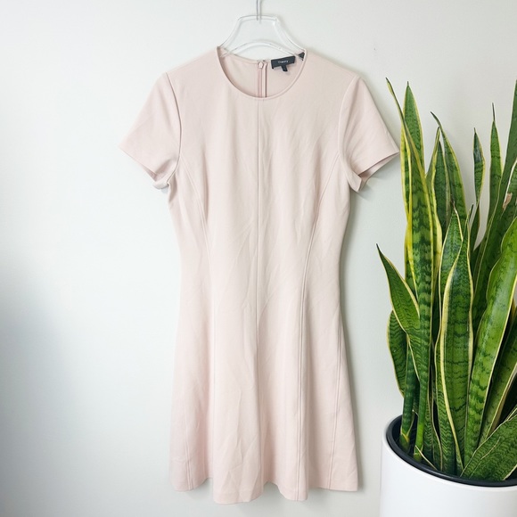 Theory Modern Seamed Shift Dress in Crepe Size 6 Light Pink - Picture 13 of 13